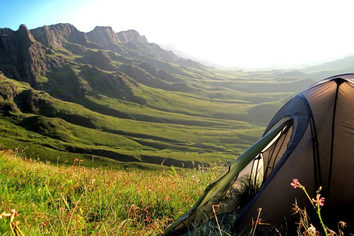 Tenda monoposto: cosa bisogna sapere prima di comprarla