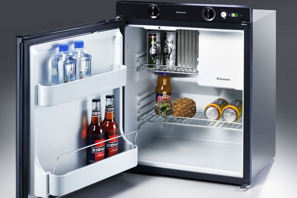 esempio frigorifero trivalente